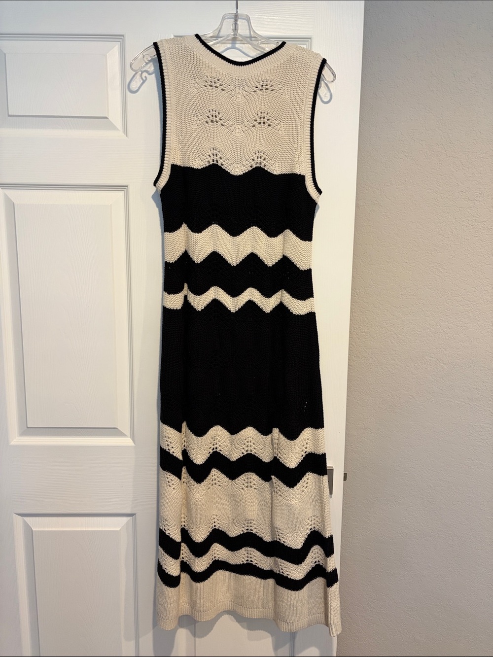 GAP Crochet Midi Sweater Dress Size L-Tall - Picture 6 of 10